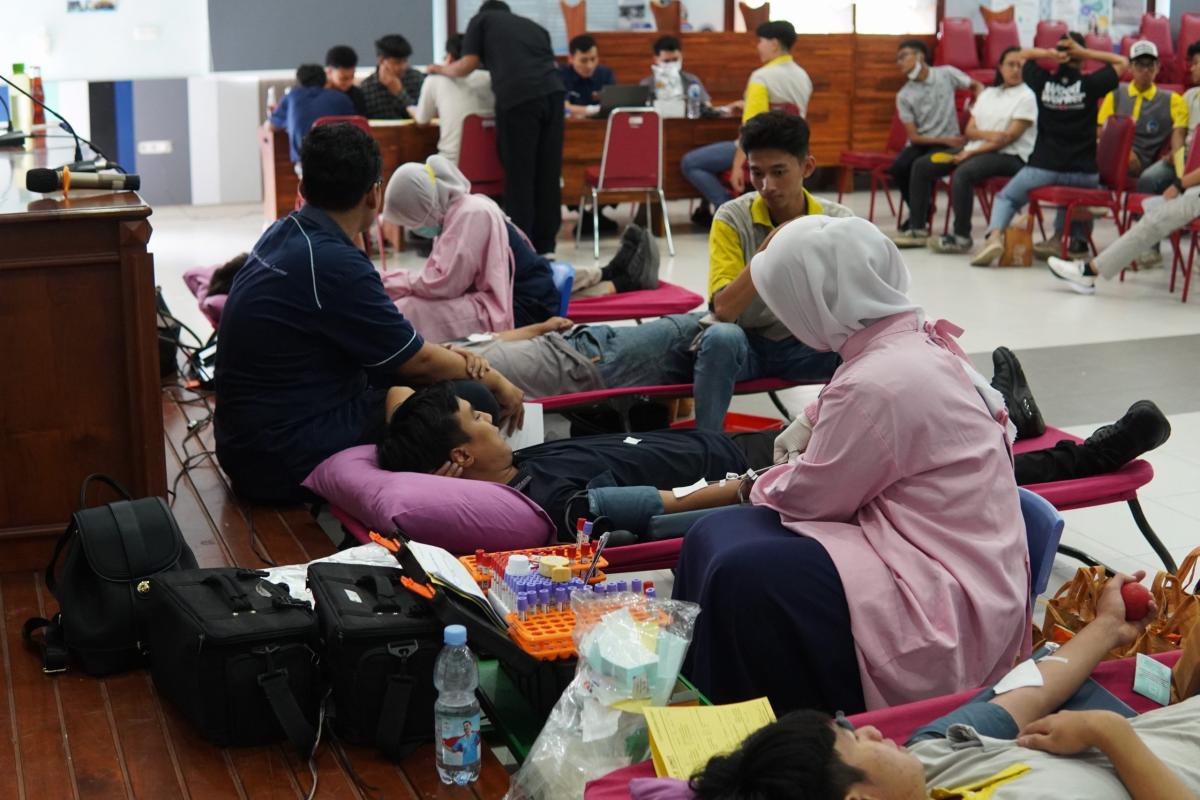 DONOR 25 (4)